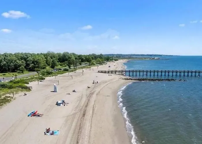 Bobby'S Beach Bungalow